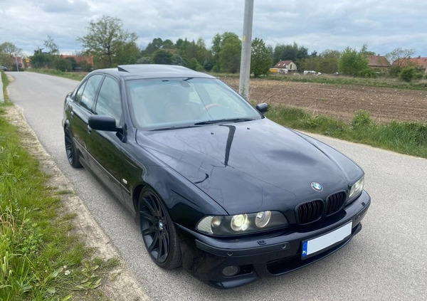 BMW Seria 5 cena 25900 przebieg: 310000, rok produkcji 2003 z Trzebnica małe 106